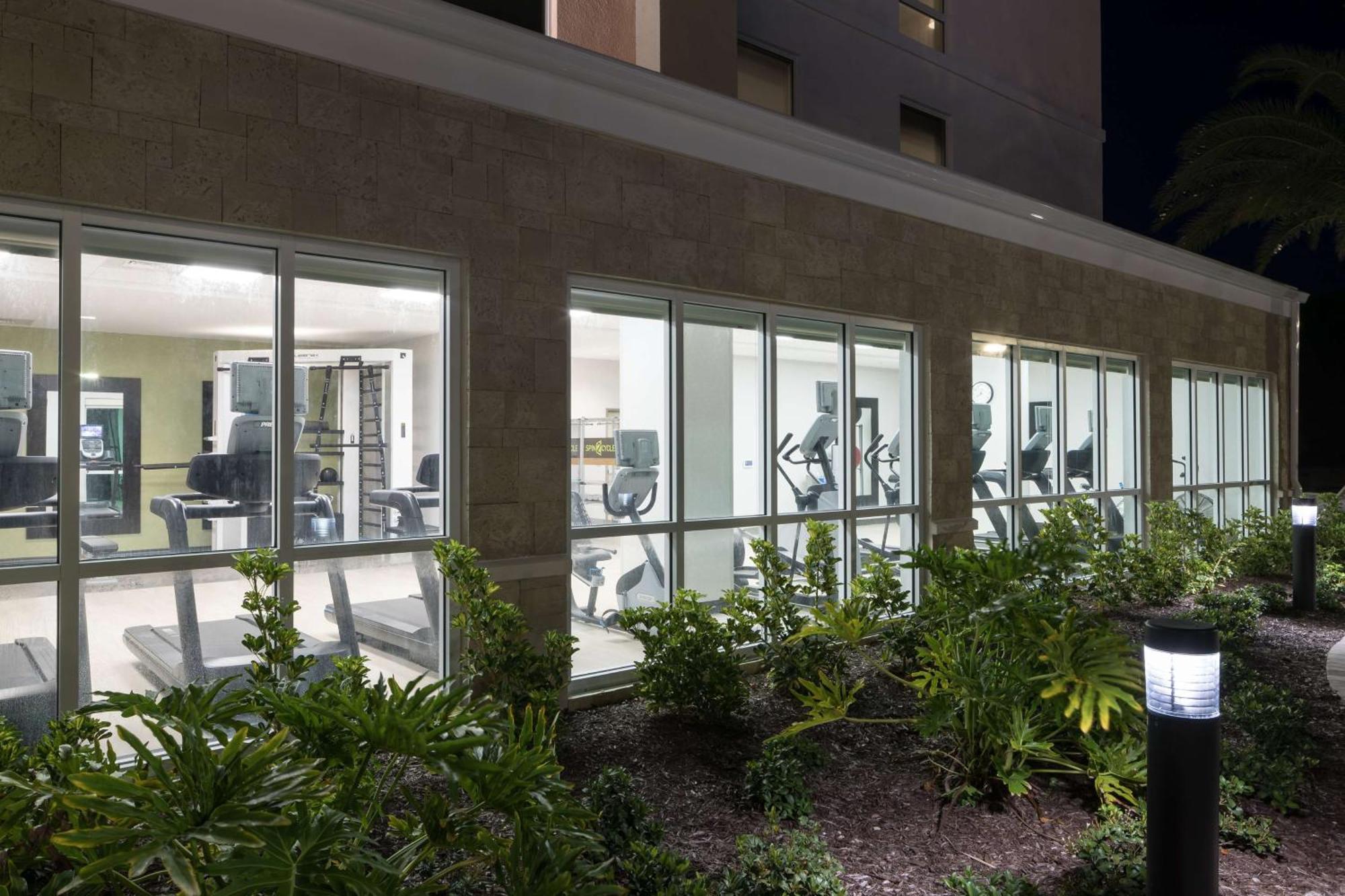 Home2 Suites By Hilton Cape Canaveral Cruise Port Extérieur photo