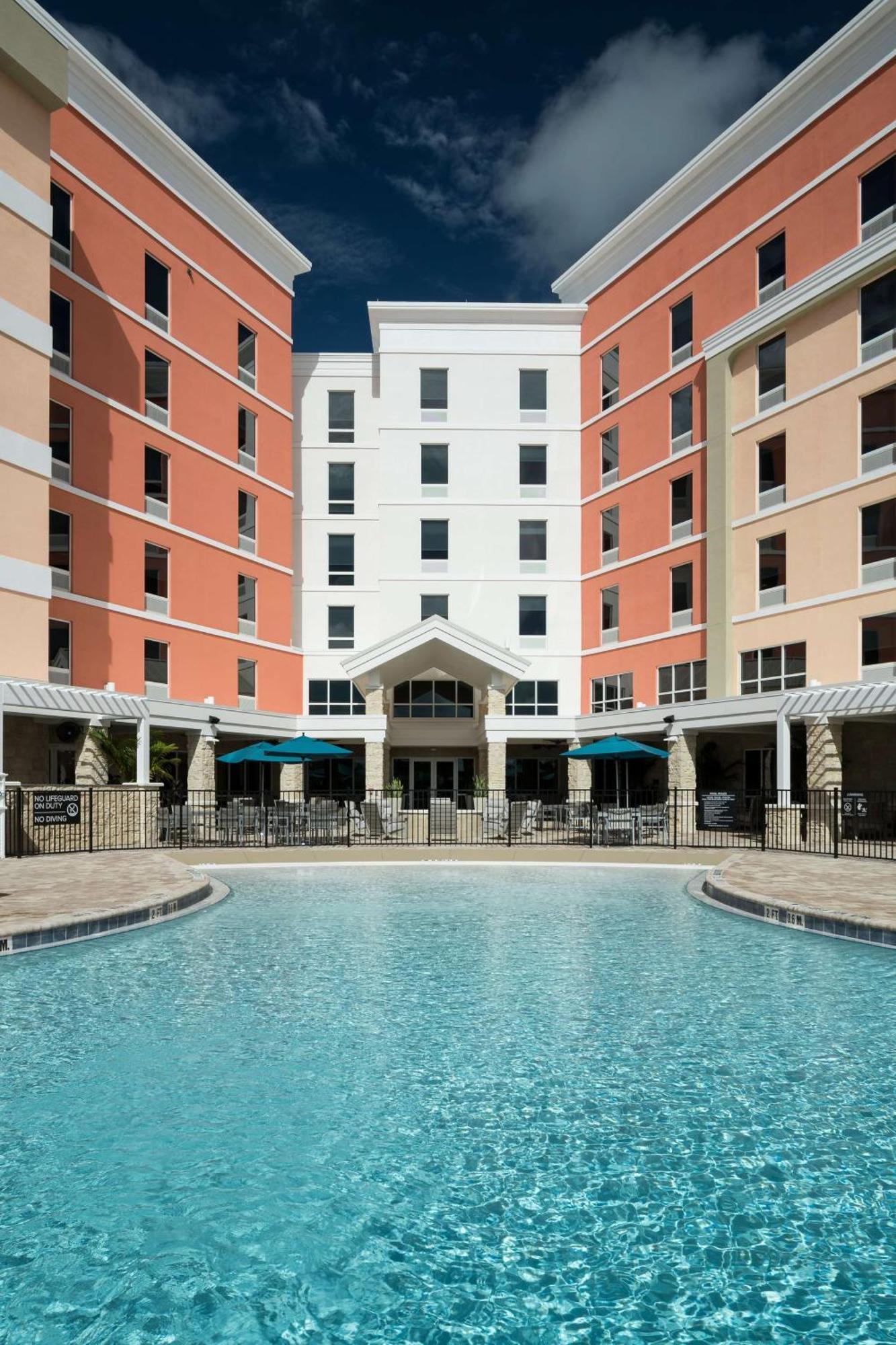 Home2 Suites By Hilton Cape Canaveral Cruise Port Extérieur photo